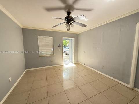 951 NE 157th Ter, North Miami Beach FL - photo 12 of 12