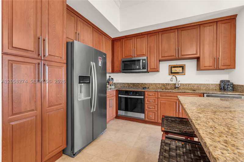 2 bedroom Condominium at 1805 Ponce De Leon Blvd 624, The Ponce Tower Condo, Coral Gables — photo 4