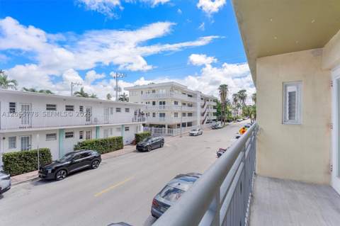 851 Meridian Ave 24, Miami Beach FL - photo 12 of 14