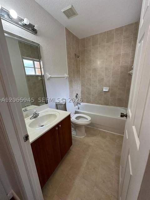 948 SW 6th Ct 948, Florida City FL - photo 8 of 9