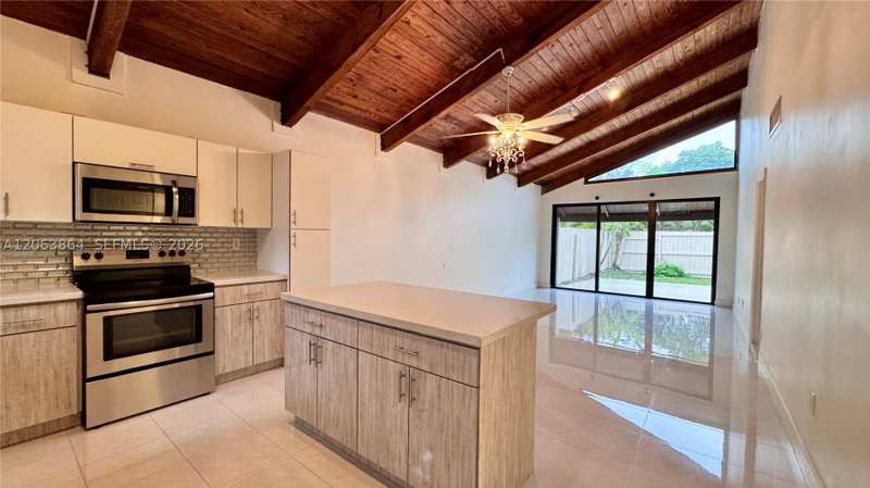 2 bedroom Townhouse at 11344 SW 112th Cir Ln S, Killian Pines Townhouses, Miami — photo 1