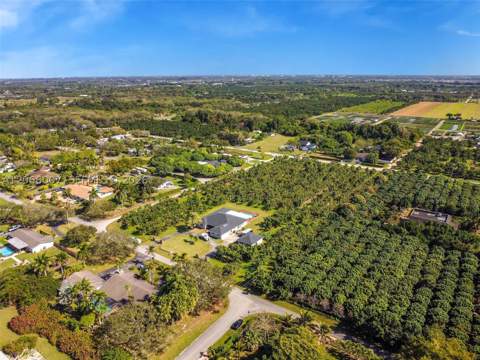 23505 SW 153rd Ave, Homestead FL - photo 6 of 10
