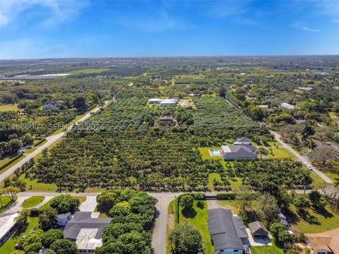 23505 SW 153rd Ave, Homestead FL - photo 8 of 10