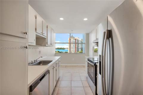 1300 NE Miami Gardens Dr 714E, Miami FL - photo 15 of 36