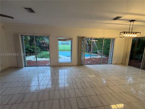 485 S Shore Dr, Miami Beach FL - photo 14 of 17