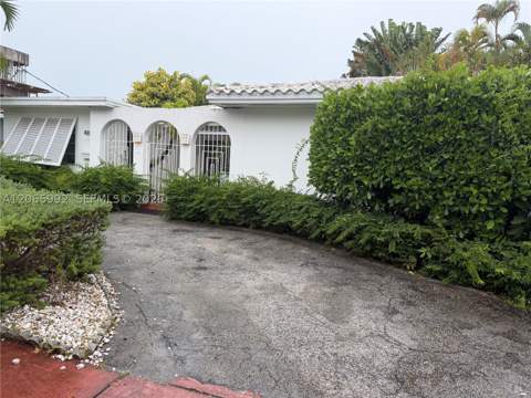 485 S Shore Dr, Miami Beach FL - photo 17 of 17