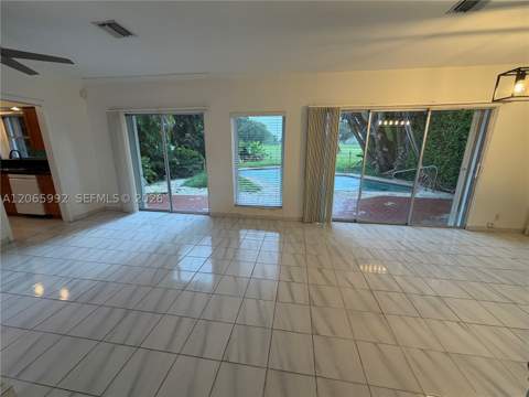 485 S Shore Dr, Miami Beach FL - photo 8 of 17
