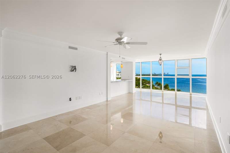 3 bedroom Condominium at 600 Grapetree Dr 11DN, Mar-Azul Condo, Key Biscayne — photo 3