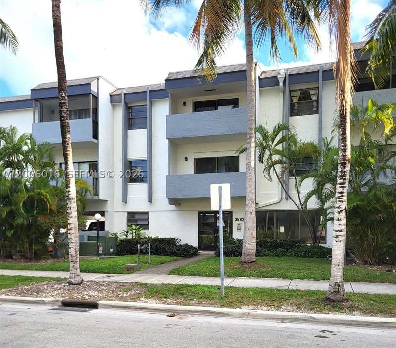2 bedroom Condominium at 3582 NE 171st St 101, Michelle Condo, North Miami Beach — photo 1