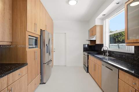 1525 Calais Dr, Miami Beach FL - photo 24 of 43