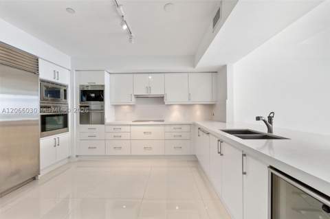1331 Brickell Bay Dr 4107, Miami FL - photo 7 of 34