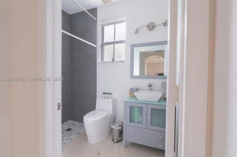 8526 NW 108th Ave 8526, Doral FL - photo 8 of 54