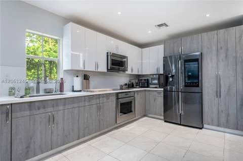 18460 NE 30th Ave 18460, Aventura FL - photo 11 of 31
