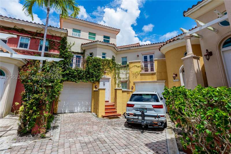 4 bedroom Townhouse at 18460 NE 30th Ave 18460, Aventura Bay Townhomes Co, Aventura — photo 2