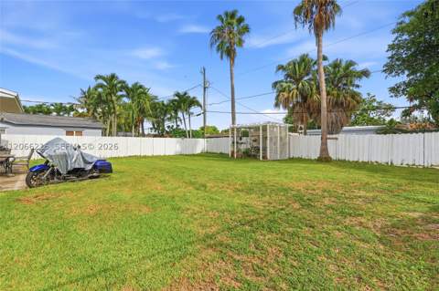 10235 Pan American Dr, Cutler Bay FL - photo 20 of 27