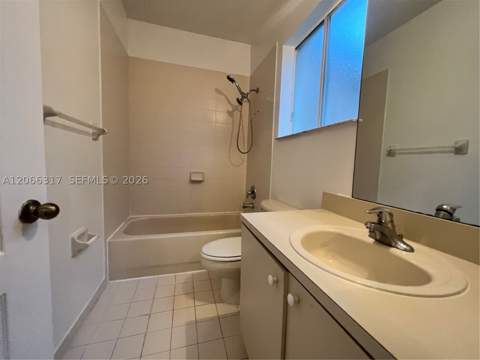 8564 SW 214th Way, Cutler Bay FL - photo 16 of 31