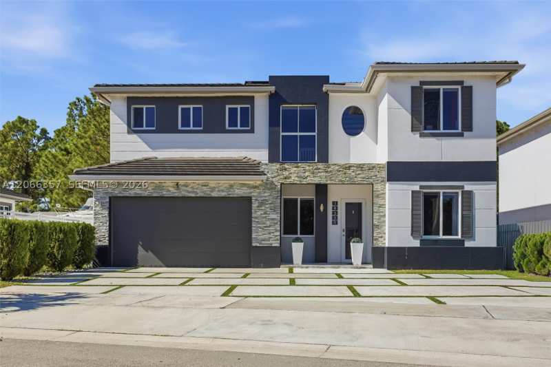 5 bedroom SingleFamilyResidence at 18350 SW 139th Path, Vanessas Place, Miami — photo 1