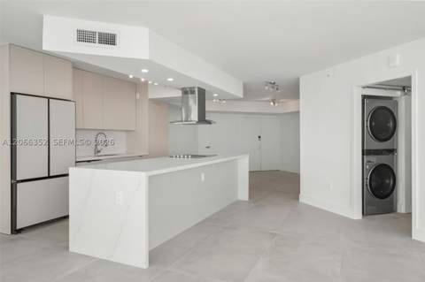 6301 Collins Ave 2307, Miami Beach FL - photo 12 of 34