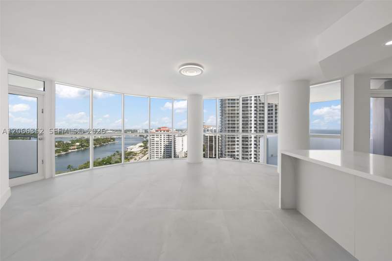 2 bedroom Condominium at 6301 Collins Ave 2307, La Gorce Palace Condo, Miami Beach — photo 3