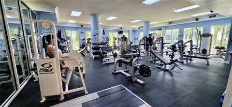 5085 NW 7th St 1505, Miami FL - photo 17 of 21