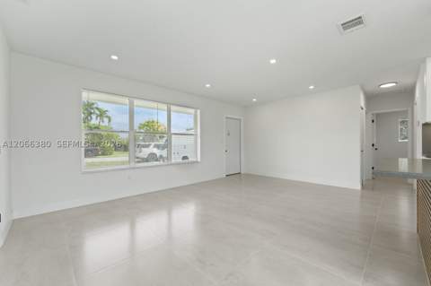 1500 NW 11th St, Homestead FL - photo 14 of 34
