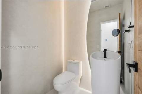 16203 NW 82nd Pl, Miami Lakes FL - photo 24 of 43