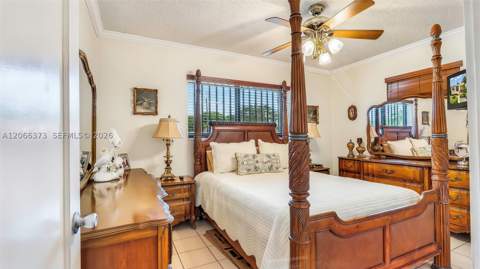 154 W 59th St, Hialeah FL - photo 8 of 40