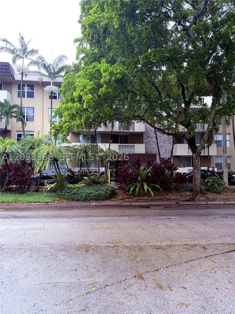 2 bedroom Condominium at 1800 Sans Souci Blvd 336, Bayview Palms Condo, North Miami — photo 2