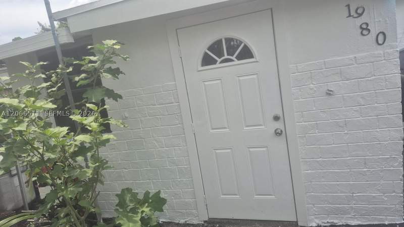 4 bedroom SingleFamilyResidence at 1980 Service Rd, Magnolia Gardens Consolid, Opa Locka — photo 4