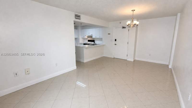 3 bedroom Condominium at 104 SW 9th St 1403, Casa Grande I Towers Cond, Miami — photo 5