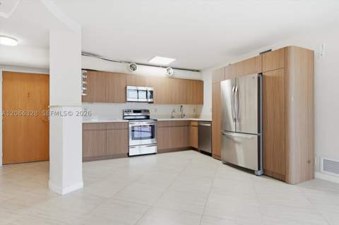 3610 Yacht Club Dr 1114, Aventura FL - photo 11 of 69