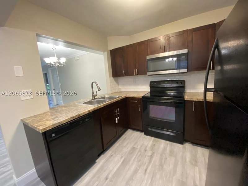 2 bedroom Condominium at 446 NE 210th Cir Ter 101-6A, Monterey Village-Two Cond, Miami — photo 1