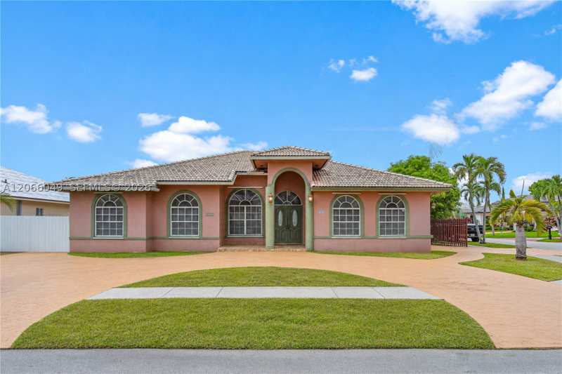 4 bedroom SingleFamilyResidence at 2204 SW 142nd Ct, P V C Estates, Miami — photo 1