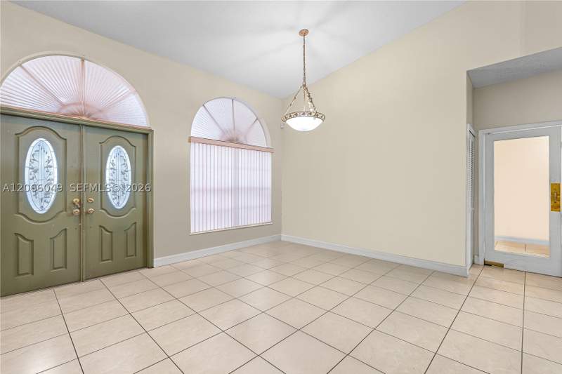 4 bedroom SingleFamilyResidence at 2204 SW 142nd Ct, P V C Estates, Miami — photo 5