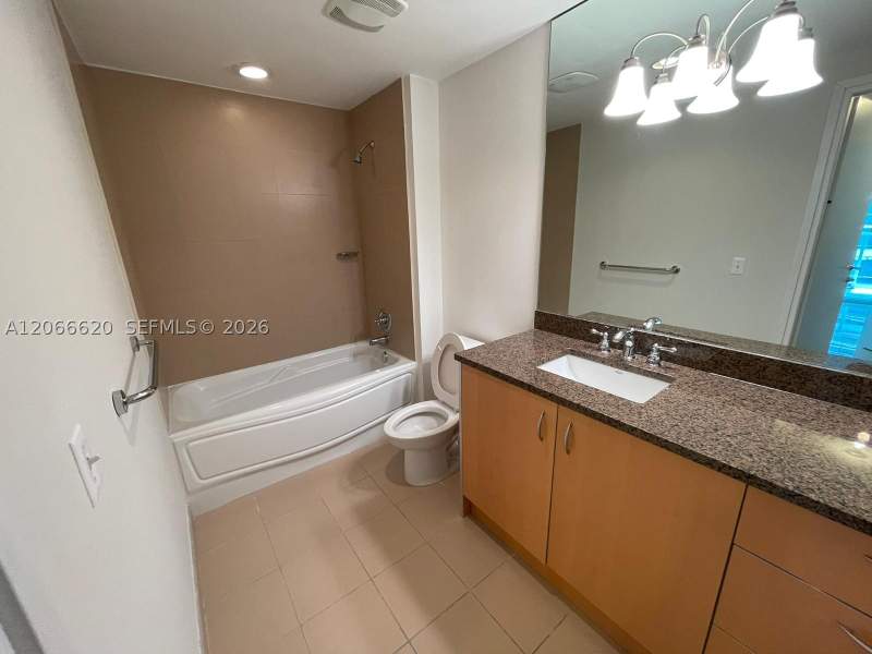 2 bedroom Condominium at 300 S Biscayne Blvd T-2804, Met 1 Condo, Miami — photo 4