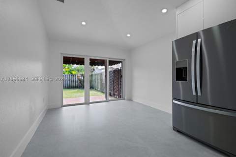 21505 SW 89th Path, Cutler Bay FL - photo 8 of 23