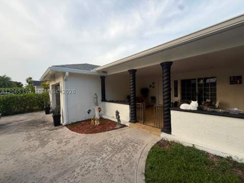 19631 NW 57th Pl, Hialeah FL - photo 15 of 16