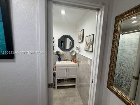 19631 NW 57th Pl, Hialeah FL - photo 6 of 16