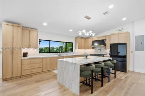 7914 SW 199th Ter, Cutler Bay FL - photo 11 of 45