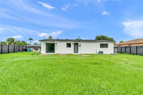 2600 NW 205th St, Miami Gardens FL - photo 22 of 43