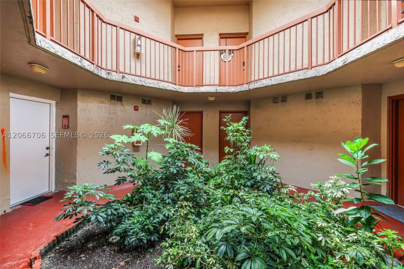2 bedroom Condominium at 10245 NW 9th St Cir 102-9, West Fontaine Condo, Miami — photo 5