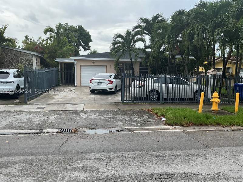 2 bedroom SingleFamilyResidence at 1855 NW 32nd St, Holleman Manor Addn, Miami — photo 2