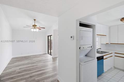 6473 NW 170th Ln, Hialeah FL - photo 9 of 24
