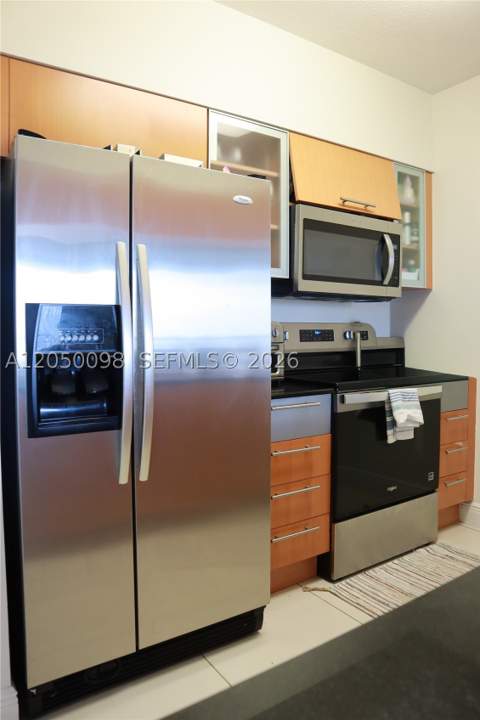 1750 N Bayshore Dr 3411, Miami FL - photo 13 of 28