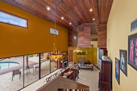10010 NW 135th Street, Hialeah Gardens FL - photo 7 of 23
