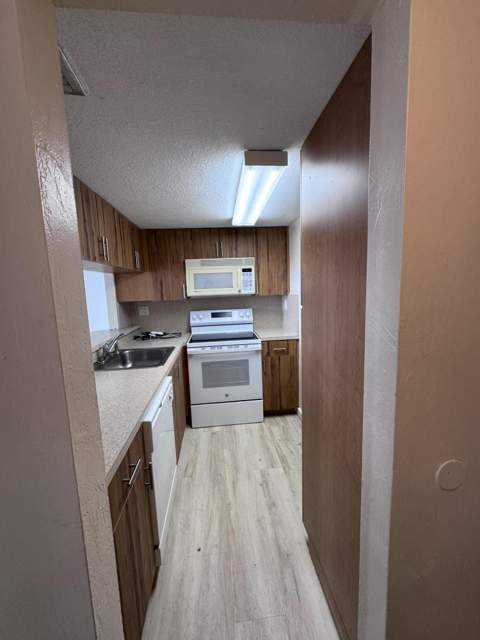600 NE 36th Street 1112, Miami FL - photo 17 of 34