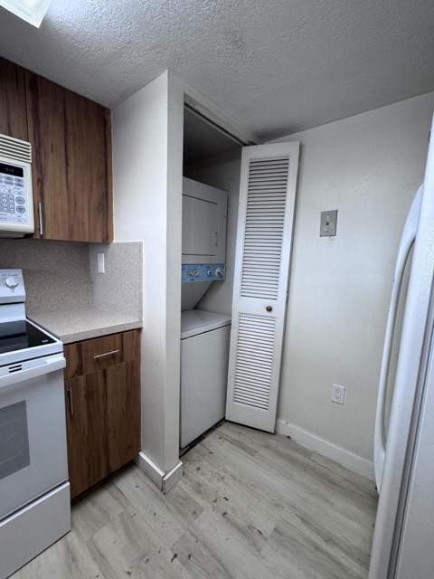 600 NE 36th Street 1112, Miami FL - photo 18 of 34