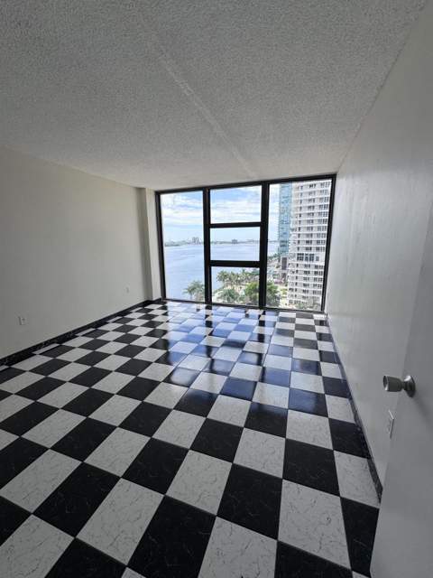 600 NE 36th Street 1112, Miami FL - photo 21 of 34