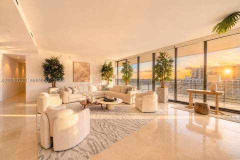 8701 Collins Ave 701, Miami Beach FL - photo 9 of 24