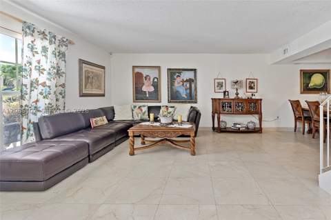 12055 SW 19th Ln 227, Miami FL - photo 7 of 39